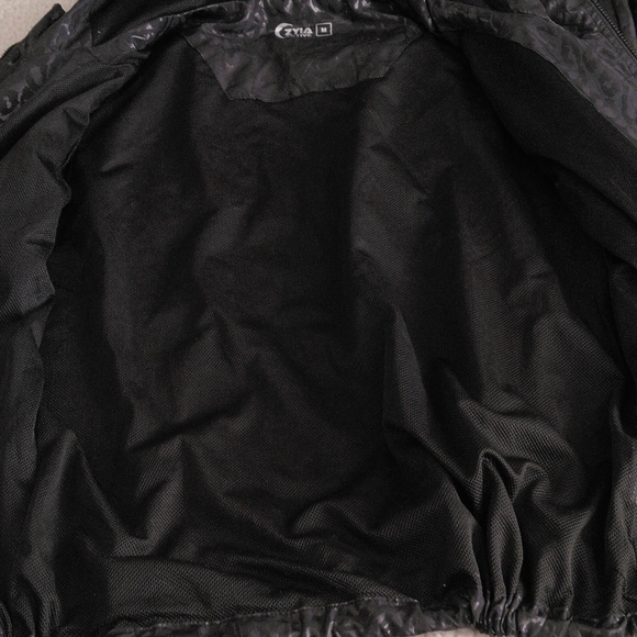 Zyia Active Medium Black Animal Print Lightweight Mesh Windbreaker Jade Jacket - Picture 15 of 16